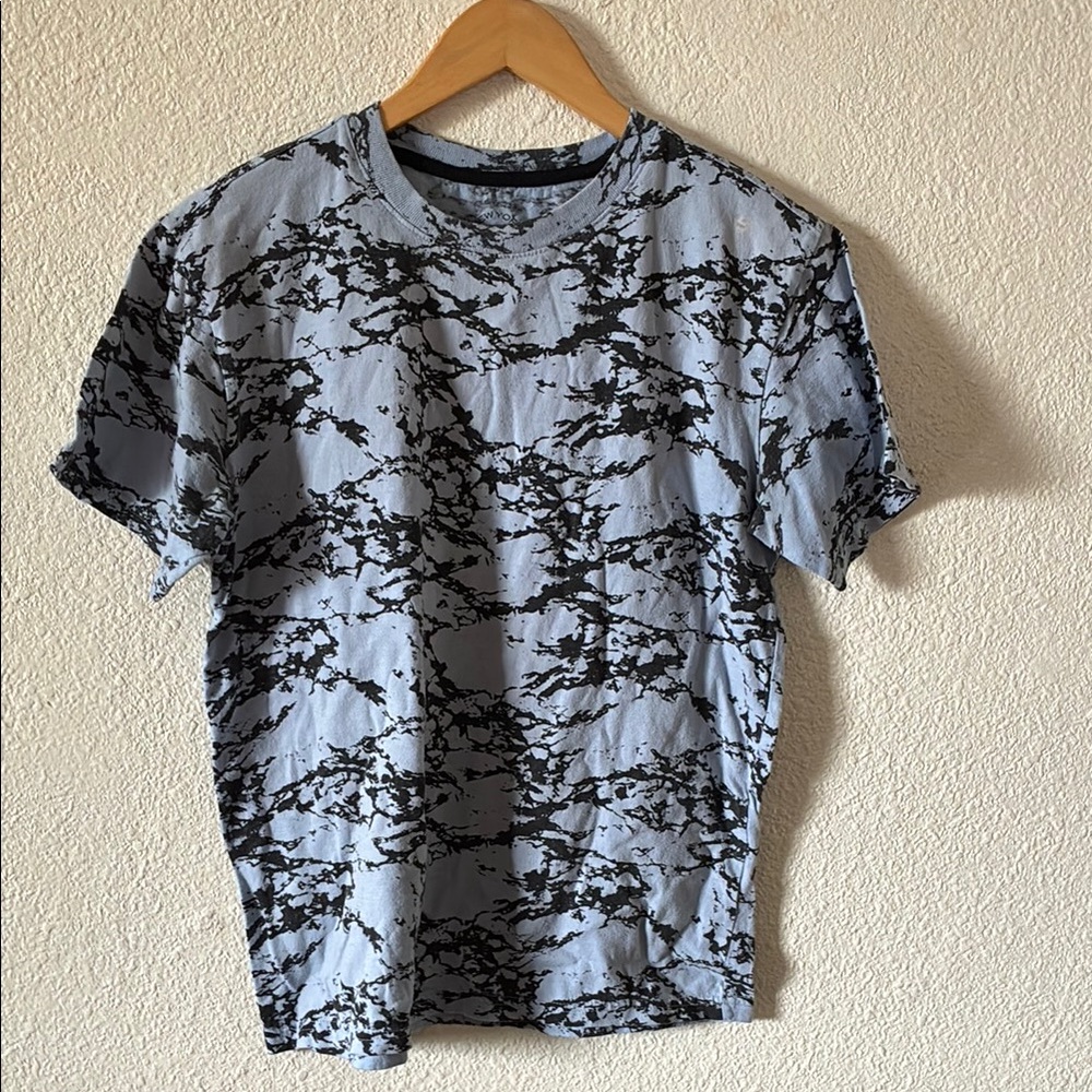 Men's Blue and Black Patterned Shirt